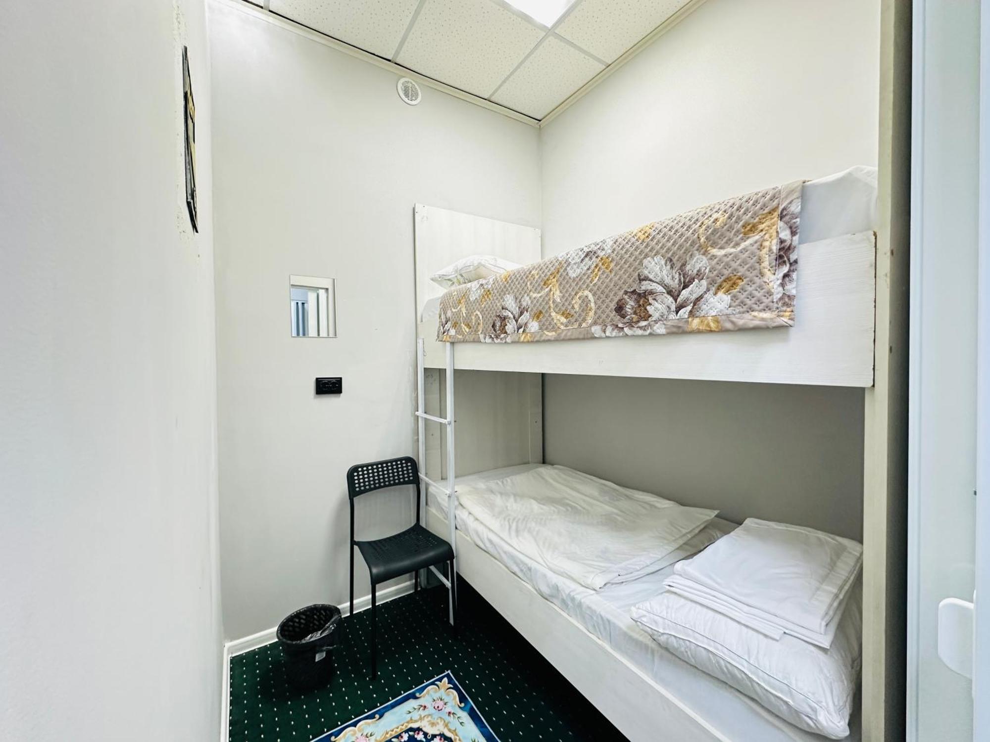 Center Capsule Hotel Almatı Dış mekan fotoğraf