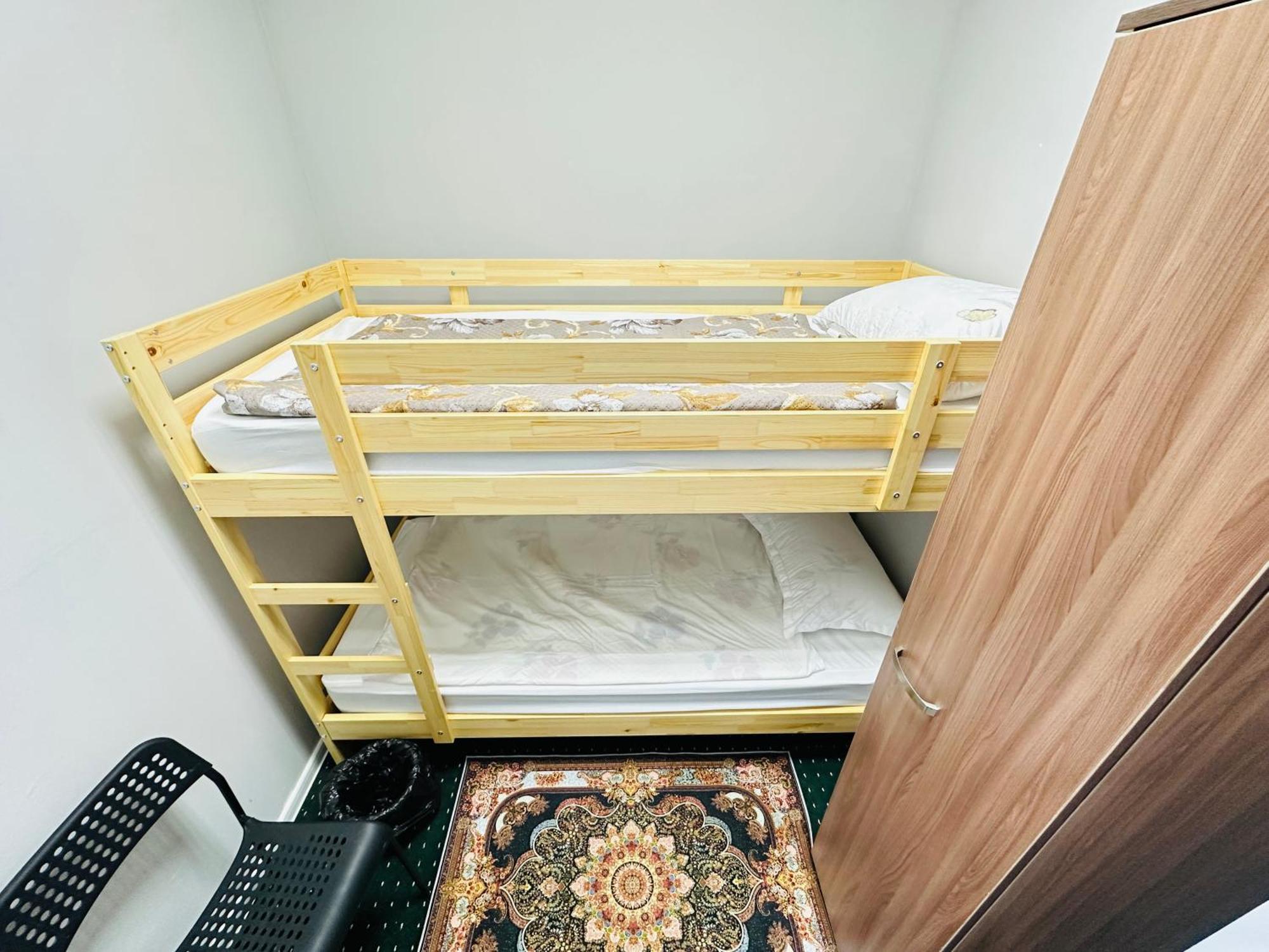 Center Capsule Hotel Almatı Dış mekan fotoğraf